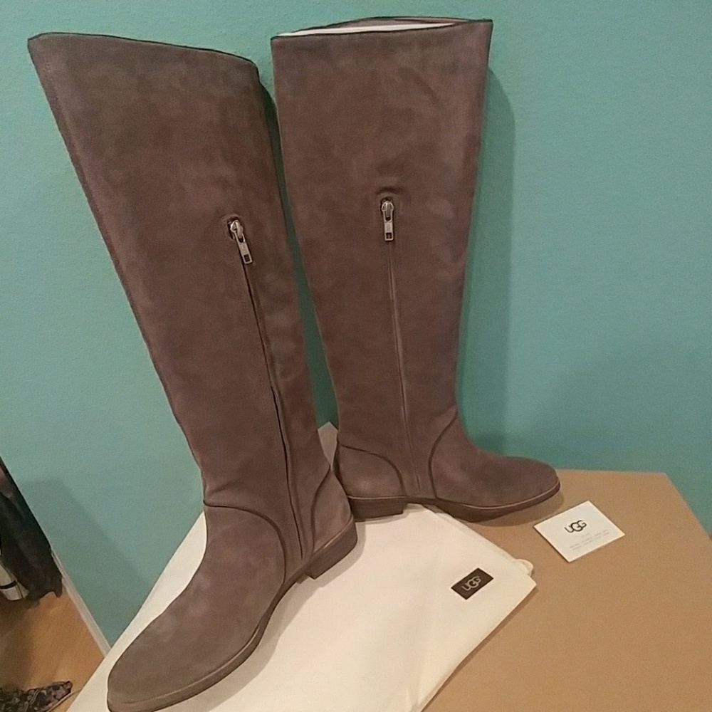 🆕 UGG Gracen Suede block heel riding boots - Picture 7 of 9